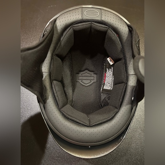 Harley Davidson Women’s Skull and Rose J02 Half Helmet Gloss Black 98295-19vx - Picture 6 of 14